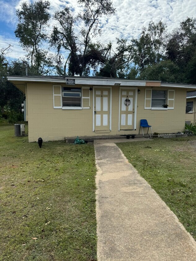 Primary Photo - 3718 Mayo St