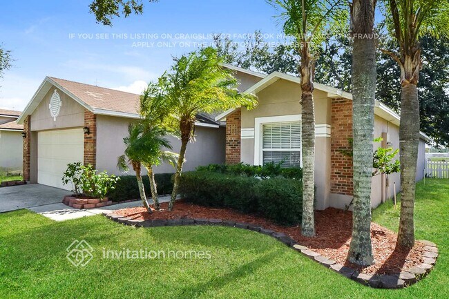 Foto del edificio - 459 Lancer Oak Dr