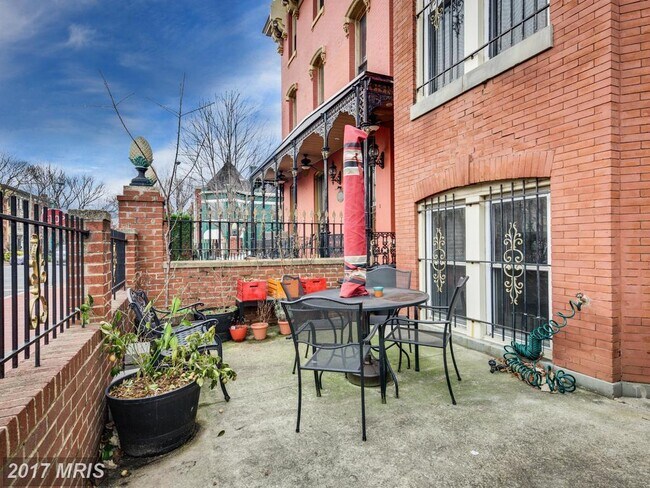 Front patio - 402 M Street NW