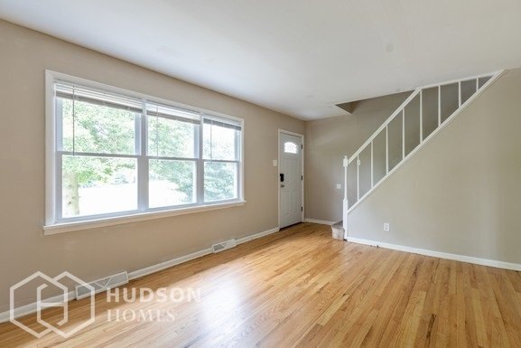 Building Photo - 170 Emaline Ave