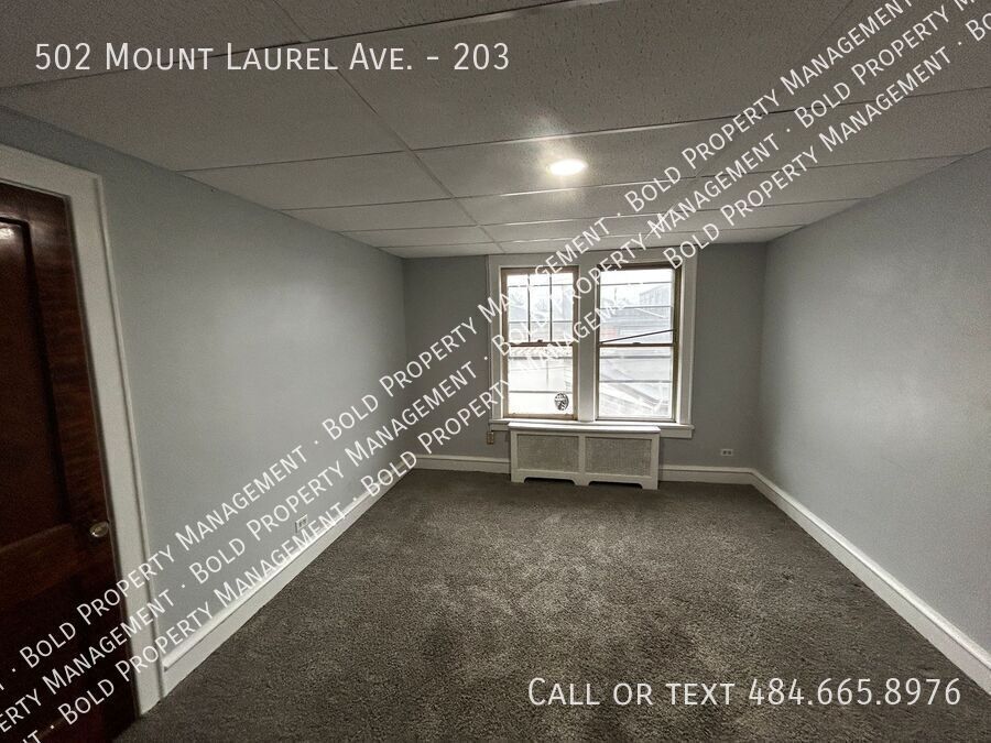 Building Photo - Two bedroom Muhlenberg apartment