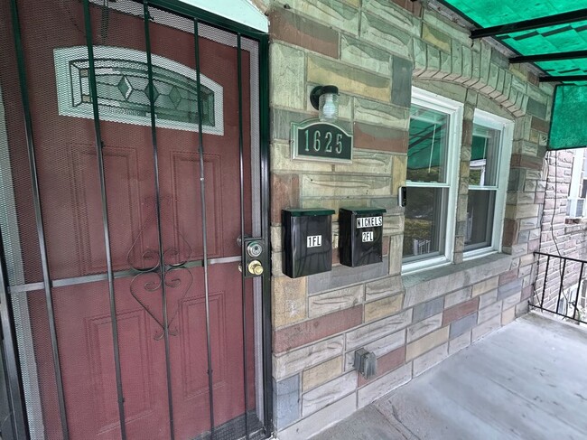 Foto del edificio - 1625 Spruce St