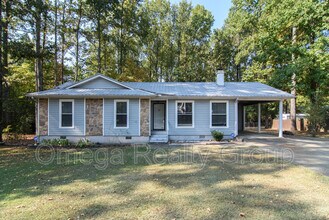 Building Photo - 2404 Glenmore Ct