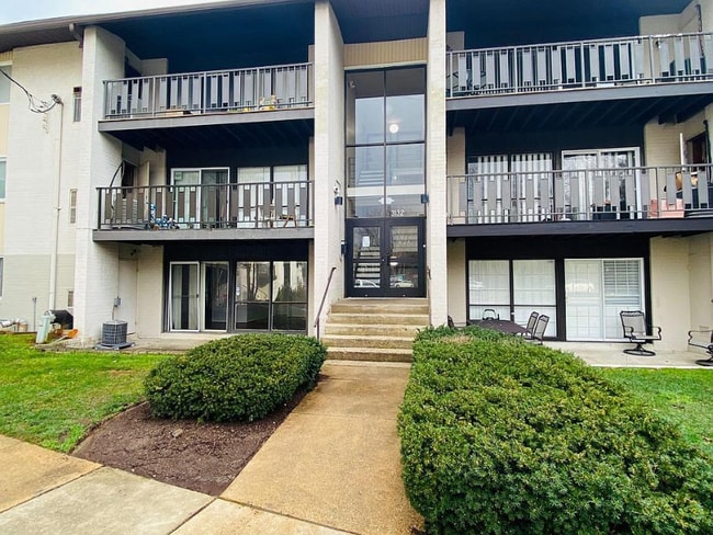 Building Photo - 3132 Brinkley Rd