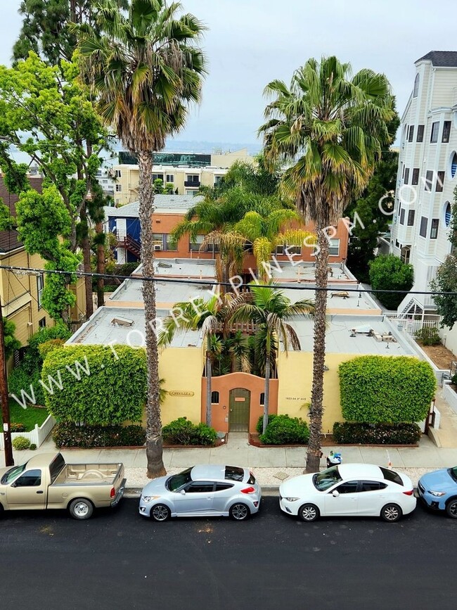 Foto del edificio - Bankers Hill 1BR, Nestled Between Balboa P...