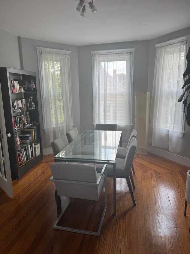 Primary Photo - 12 Sanger St