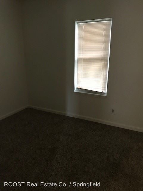 Building Photo - 3 br, 1 bath House - 1209 Chapel Street