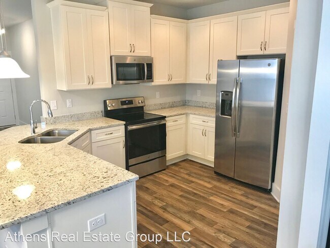 Building Photo - 3 br, 2 bath House - 540 Park West Boulevard
