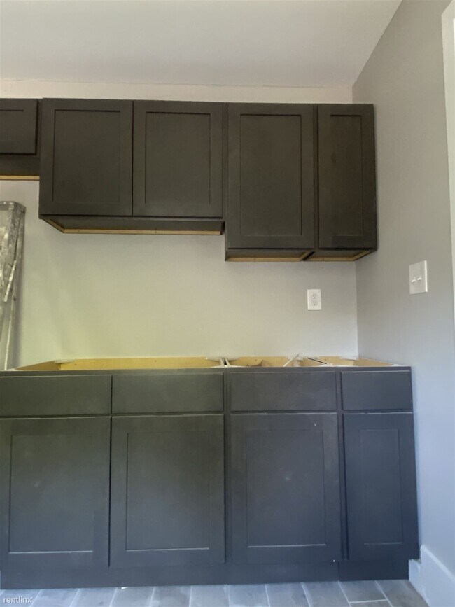 Foto del edificio - 2 br, 1 bath  - 250 Fountain St Fl 1