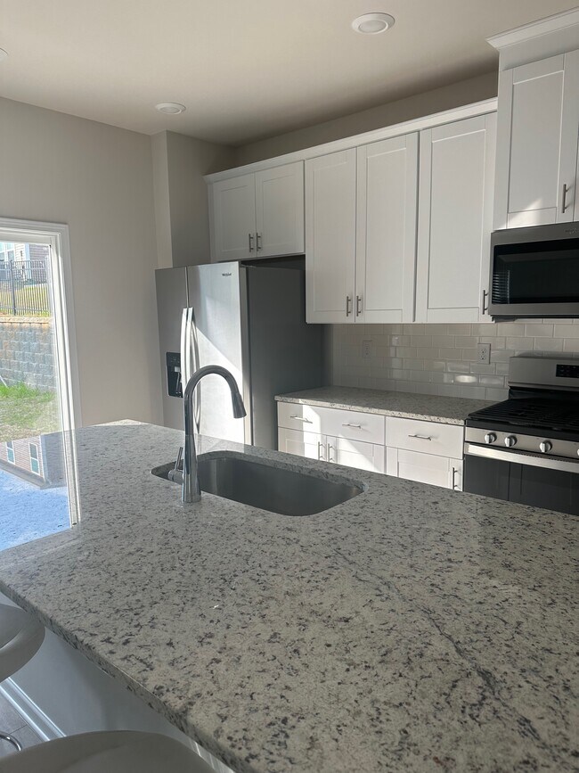 Foto del edificio - 1145 Harland St