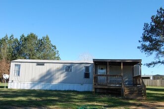 Building Photo - 1066 Natures Cove Rd