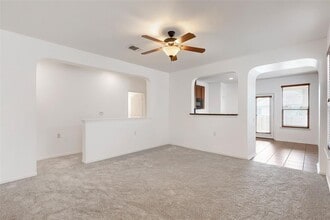 Building Photo - 8921 Stambourne St