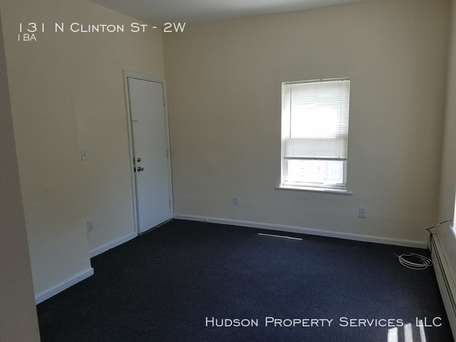 Building Photo - 131 N Clinton St