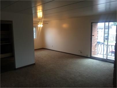 Building Photo - 815 E 38th Pl