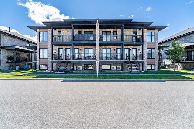Photo du bâtiment - 550 du Plateau Boulevard