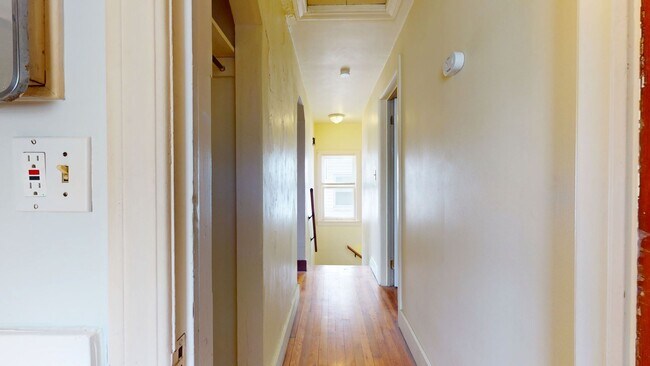 Foto del edificio - 11442 Jackson Ave