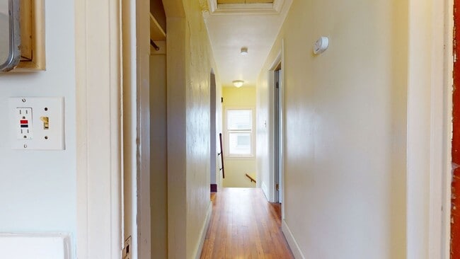 Building Photo - 11442 Jackson Ave