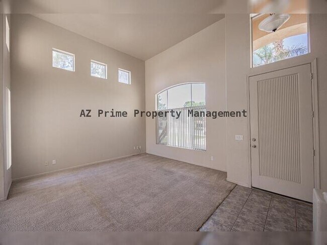 Foto del edificio - 2169 W Peninsula Cir