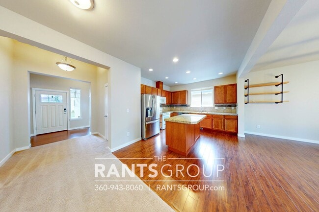 Building Photo - Upgraded 3 BR, 2 BA rambler in West Olympi...