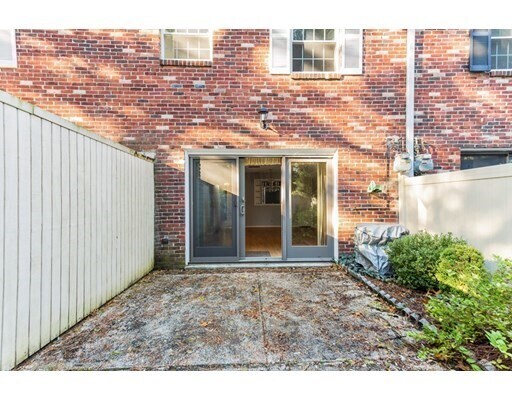Building Photo - 1701 Windsor Dr S