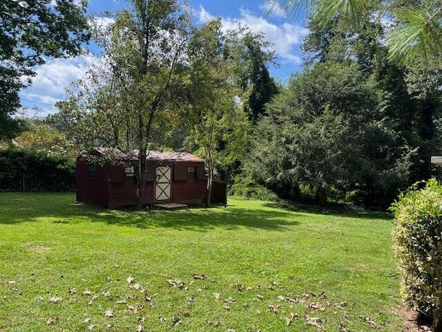 Foto del edificio - 3119 Cardinal Ln