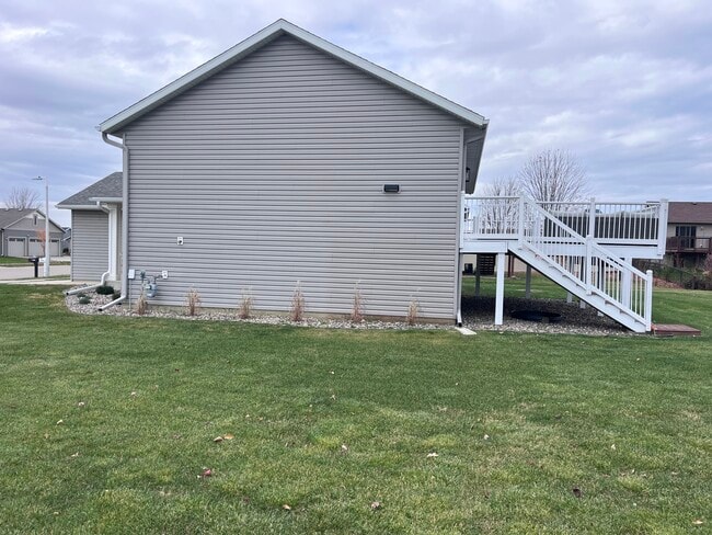 Building Photo - 5445 Florence Dr NW