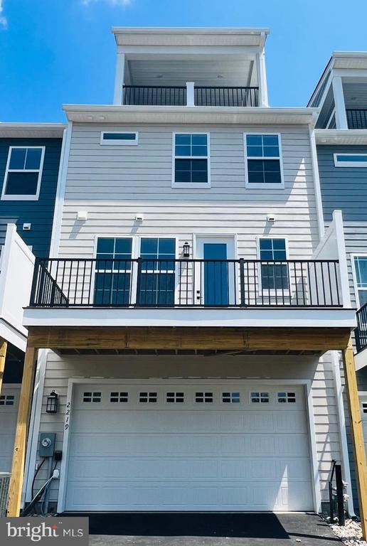 Foto del edificio - 2219 Brindle Ln