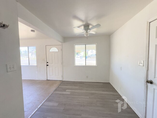 Foto del edificio - 3 Bedroom Oroville Home with garage and SHOP!