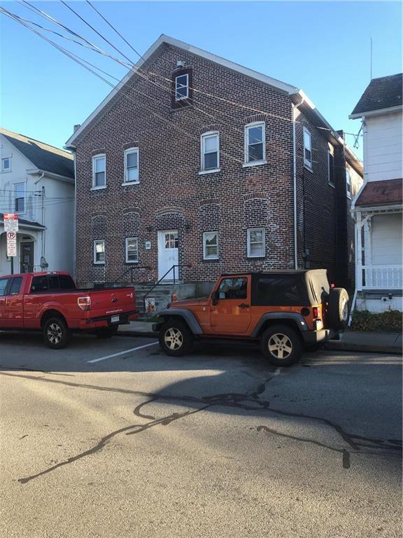 Primary Photo - 22 W 2nd St