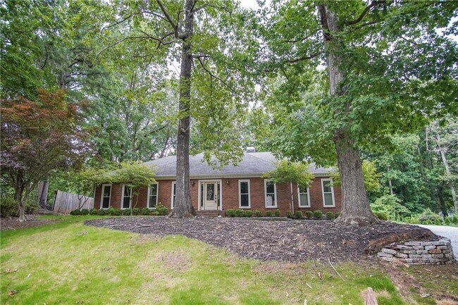 Foto del edificio - 2344 Milstead Cir NE
