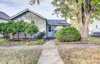 Building Photo - 2002 Garfield St