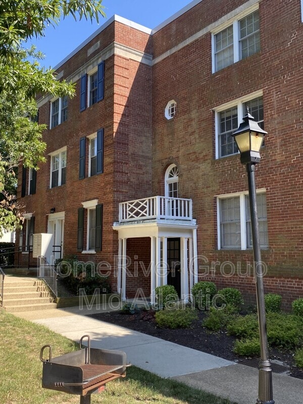 500 Bashford Ln Unit 3323, Alexandria, VA 22314 Condo for Rent in