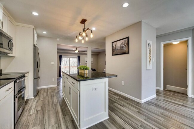 Foto del edificio - 5338 Anchor Ct