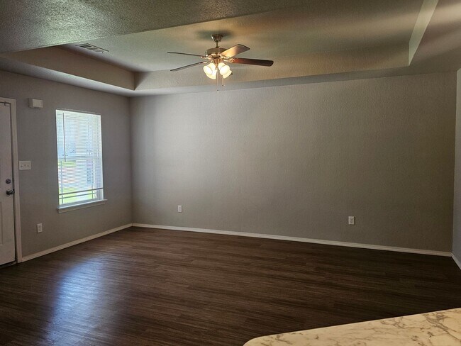 Building Photo - Coming In July!!!!