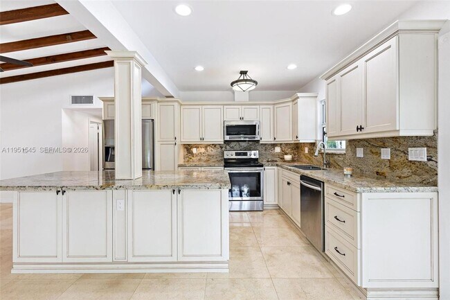Building Photo - 8030 SW 120th St