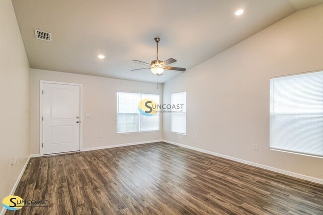 Foto del edificio - 177 Marion Oaks Pass