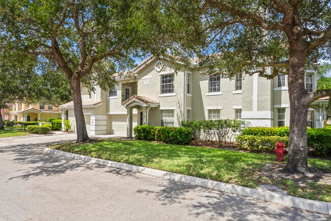Foto del edificio - 166 SW Peacock Blvd