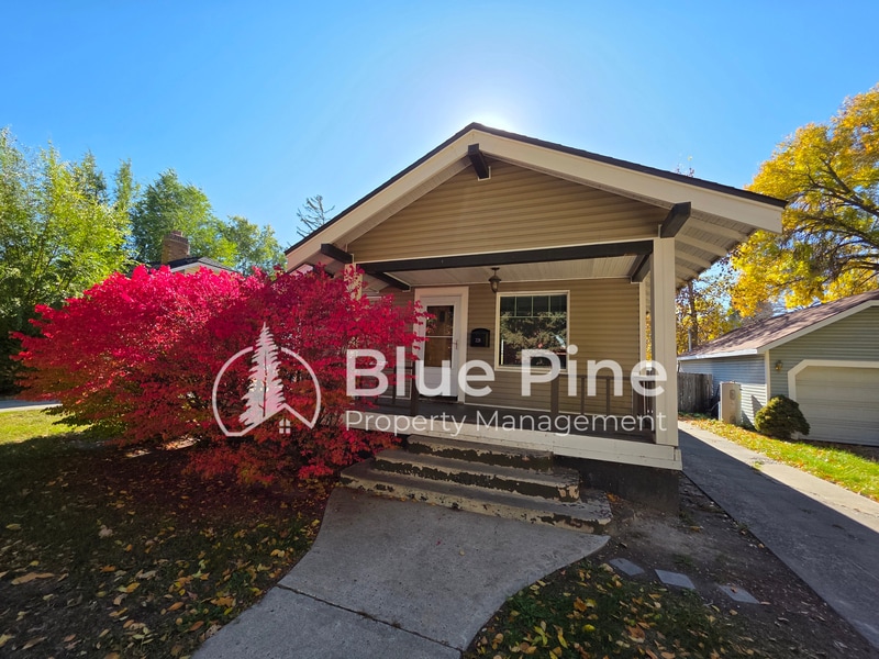 Foto principal - 328 11th St