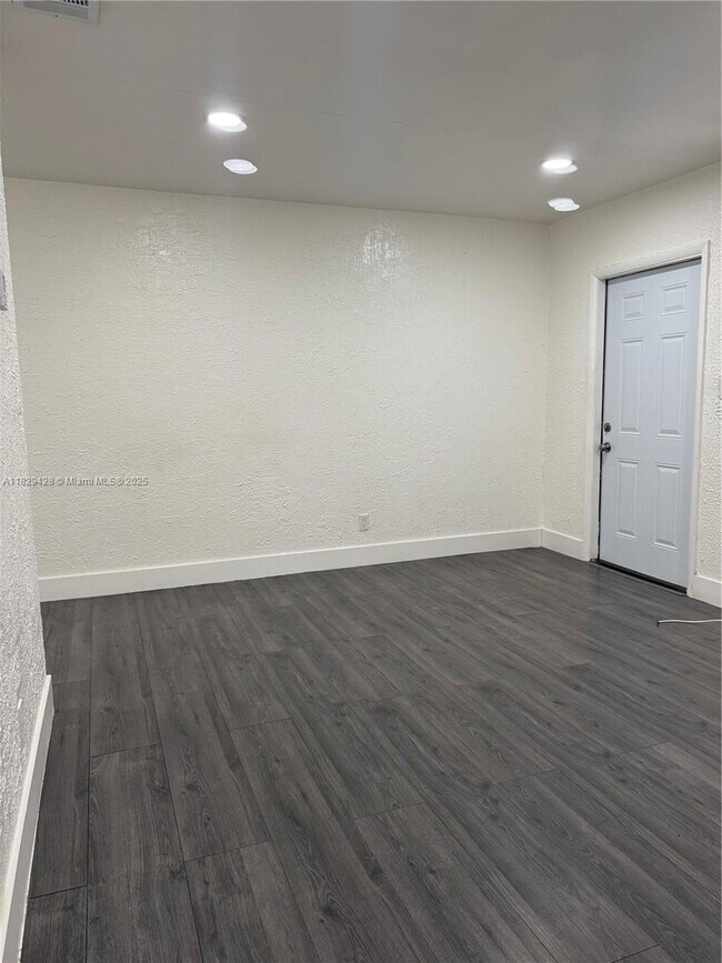 Foto del edificio - 522 NW 13th Ave