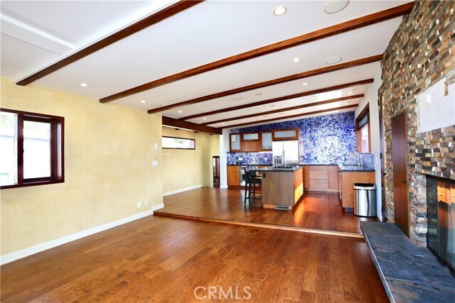 Building Photo - 2753 Solana Way