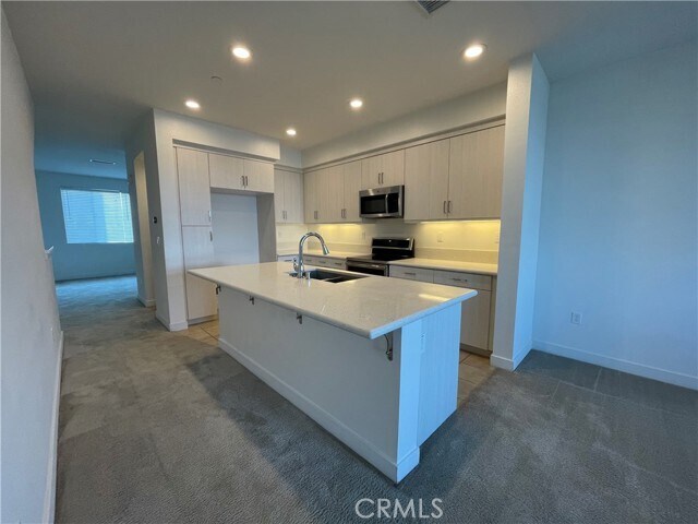 Foto del edificio - 2836 Tyler Ave