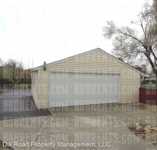 Foto del edificio - 3 br, 1 bath House - 613 East State Street,