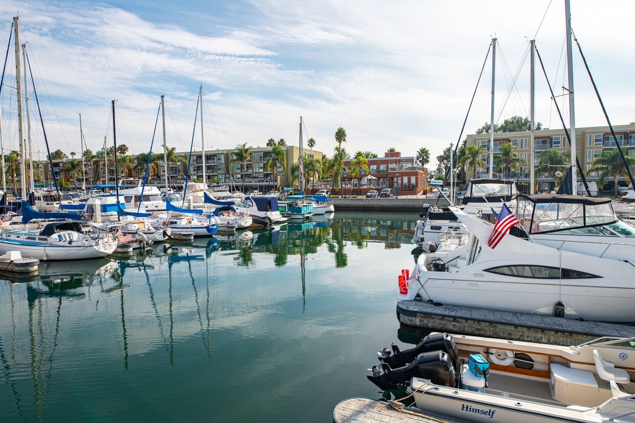 Harborside Marina Bay Apartments Apartments in Marina Del Rey, CA