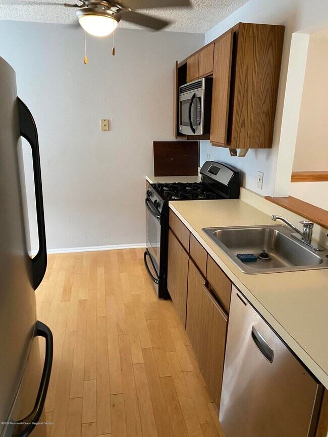 Foto del edificio - 1412 Pebble Pl
