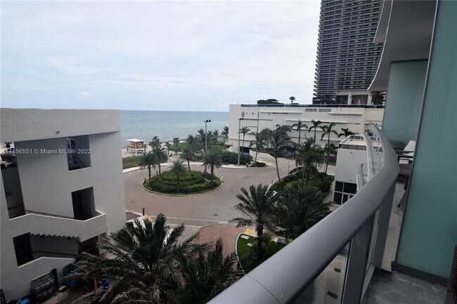 Foto del edificio - 4111 S Ocean Dr