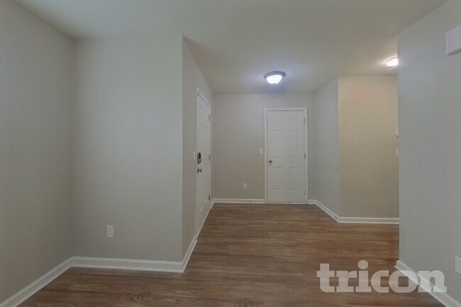 Foto del edificio - 513 Gentle Breeze Ln