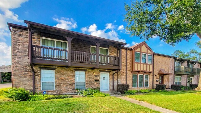 Foto del edificio - 10526 Hammerly Blvd