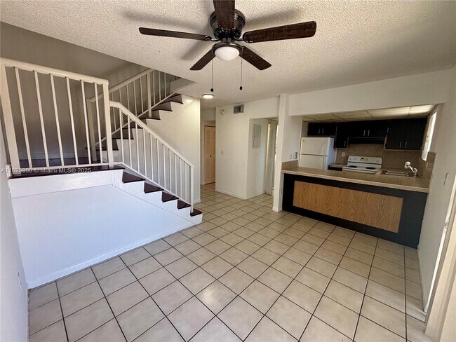Building Photo - 6246 SW 131st Pl