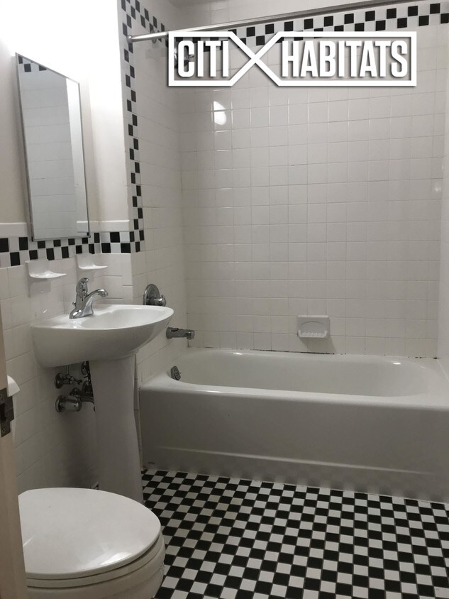 Foto del edificio - 116 W 116th St