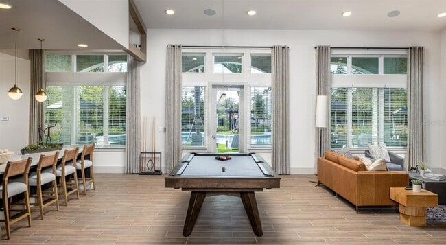 Building Photo - 10881 Caladesi Ave